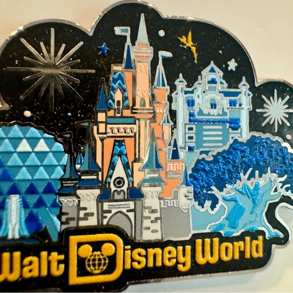 NWT. Disney Pin - Walt Disney World - Four Parks - Castle and Fireworks - Picture 5 of 7
